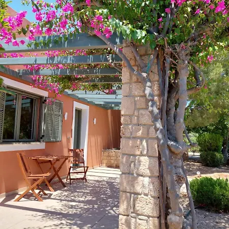 Estia Villas Villa Aegina